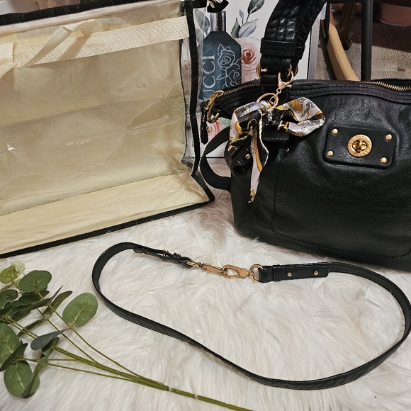 Marc Jacobs 2 way bag in black ⚫️ 💯 - Picture 3 of 14